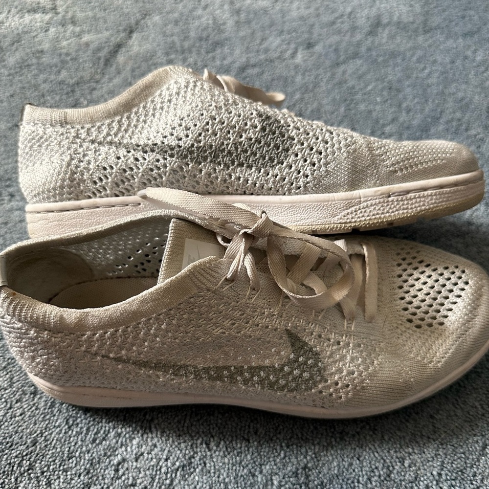 Nike Grey Mesh Shoes Women’s Size 7.5